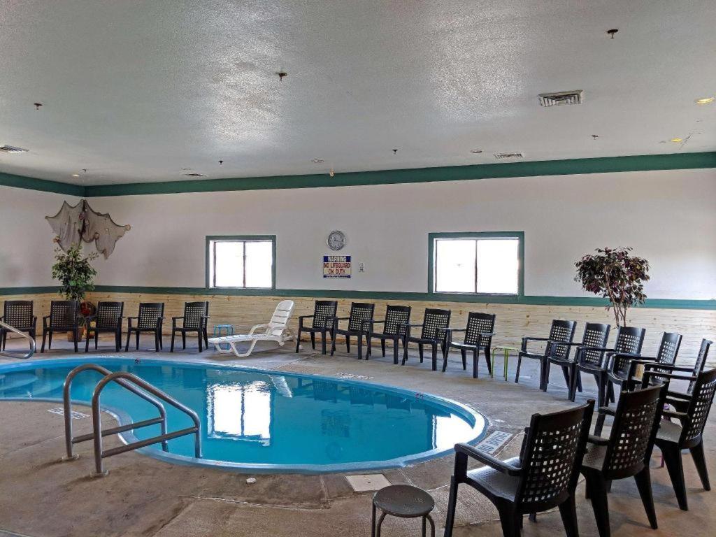 Americas Best Value Inn Τόρινγκτον Εξωτερικό φωτογραφία