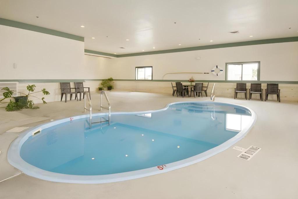Americas Best Value Inn Τόρινγκτον Εξωτερικό φωτογραφία
