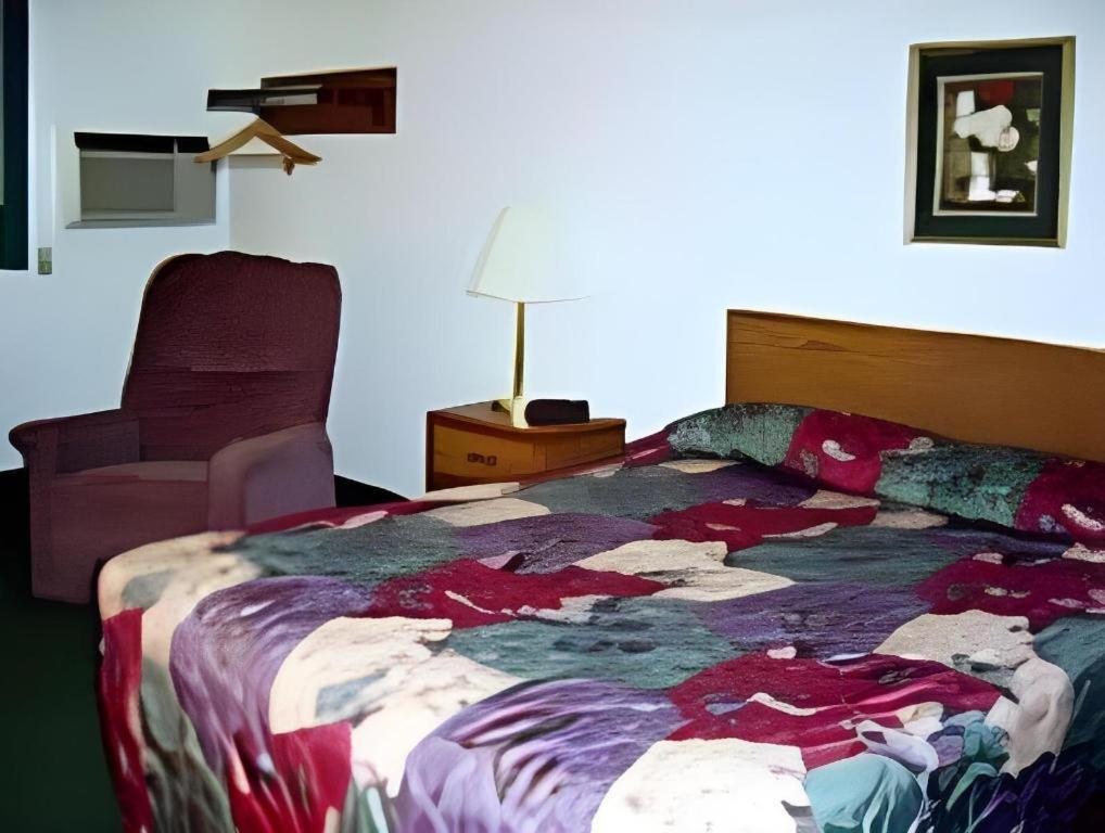 Americas Best Value Inn Τόρινγκτον Εξωτερικό φωτογραφία