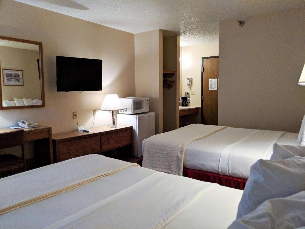 Americas Best Value Inn Τόρινγκτον Εξωτερικό φωτογραφία