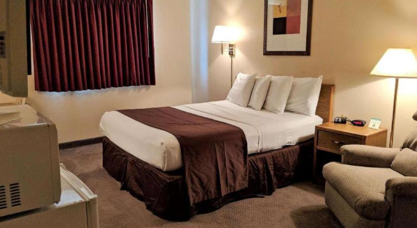 Americas Best Value Inn Τόρινγκτον Εξωτερικό φωτογραφία