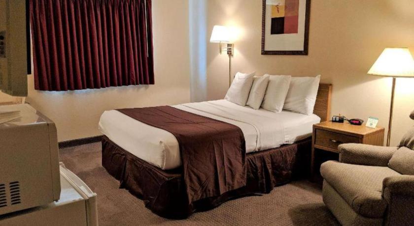Americas Best Value Inn Τόρινγκτον Εξωτερικό φωτογραφία